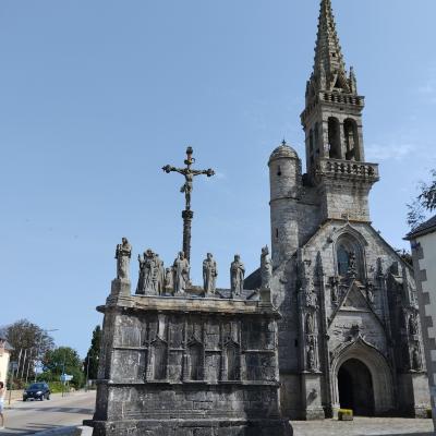 Eglise calvaire de Confort Meilars