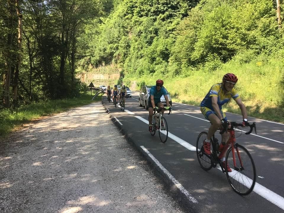 Montée au col de Leschaux